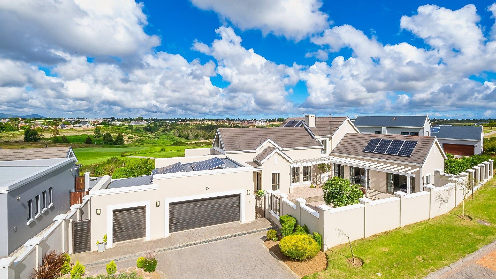 5 Bedroom House for sale in Kingswood Golf Estate P24113868468
