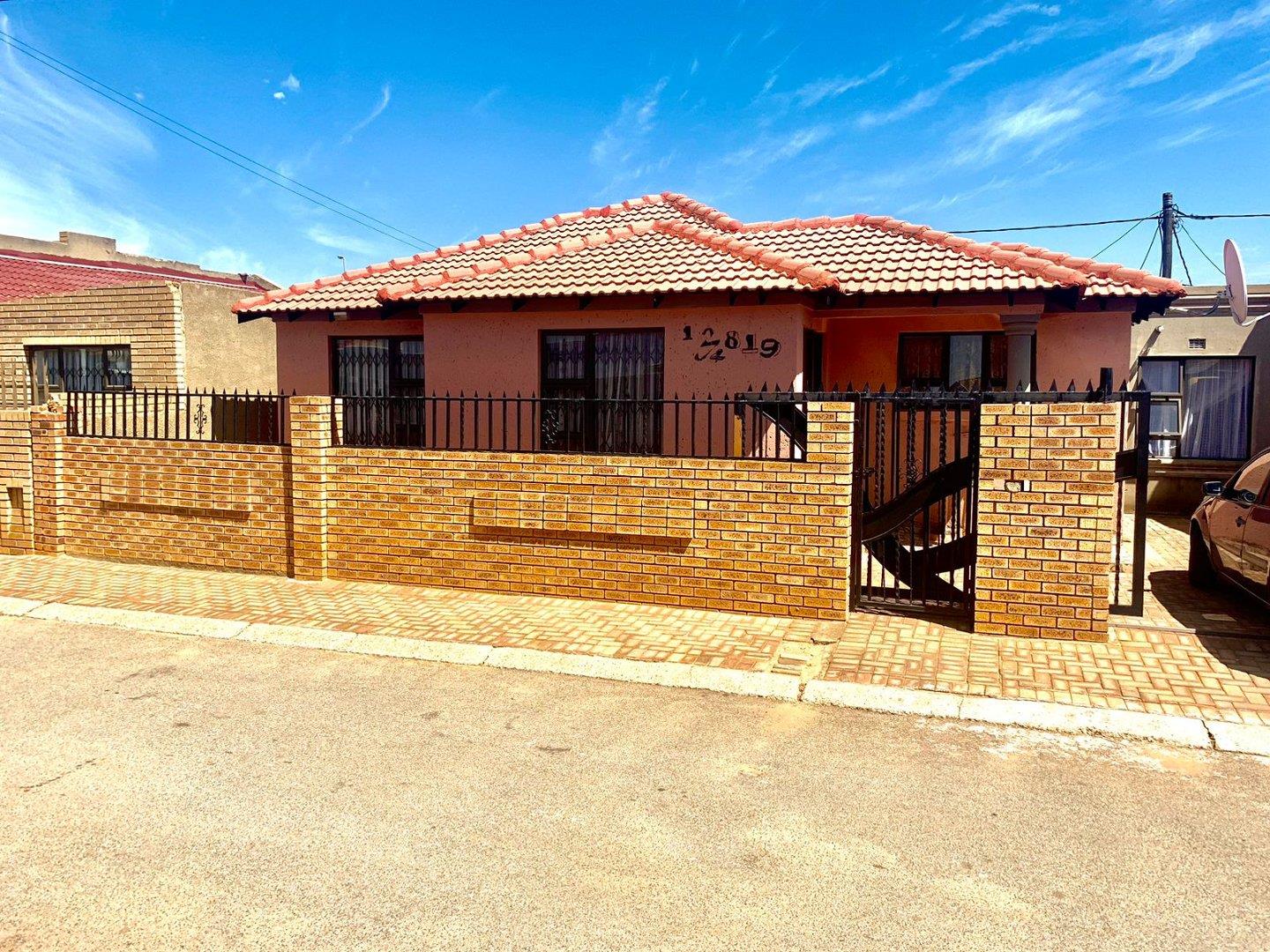 Dobsonville Property Property and houses for sale in Dobsonville