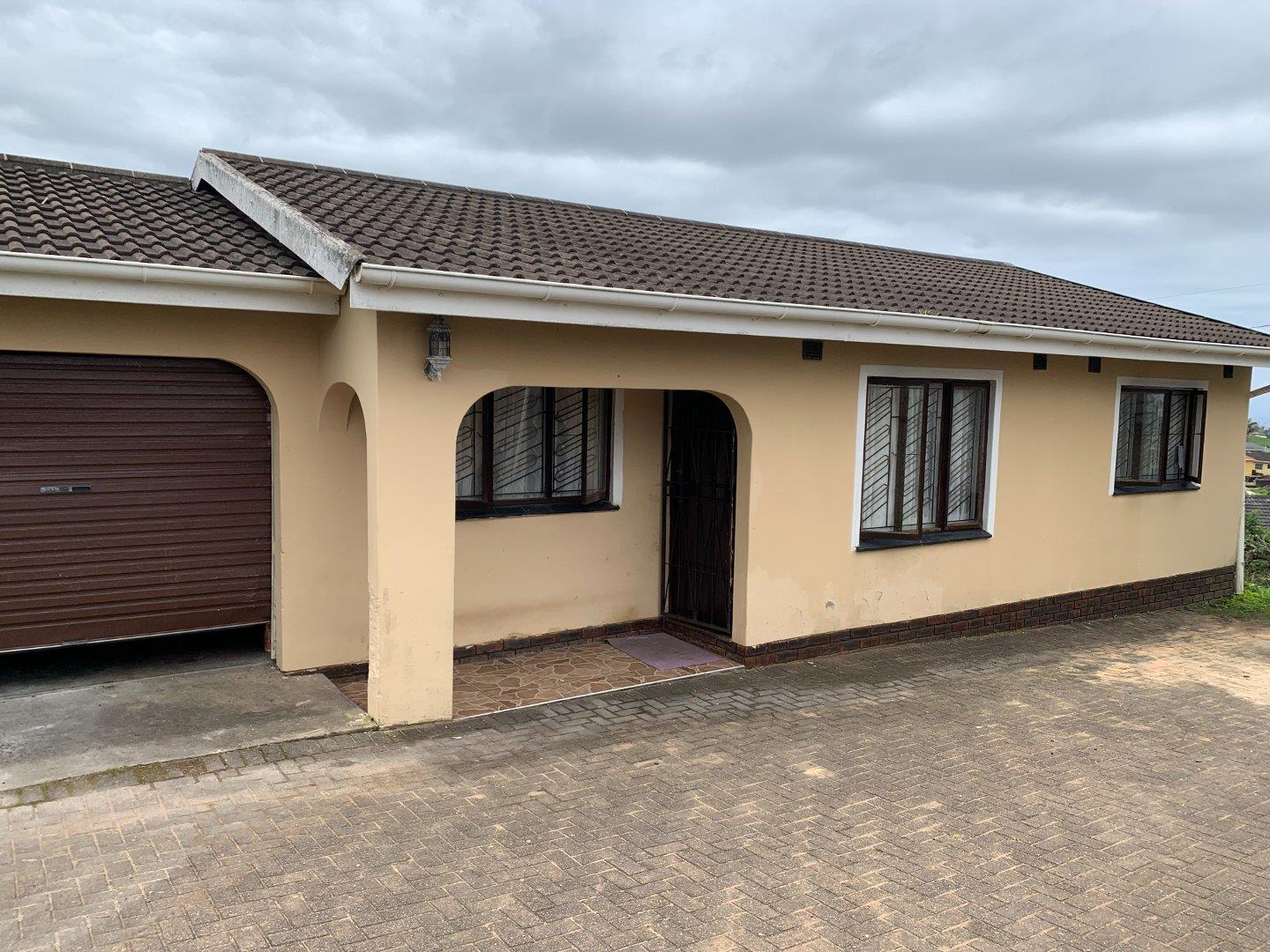 3 Bedroom House for sale in Gamalakhe 1637 Gamalakhe Street P24