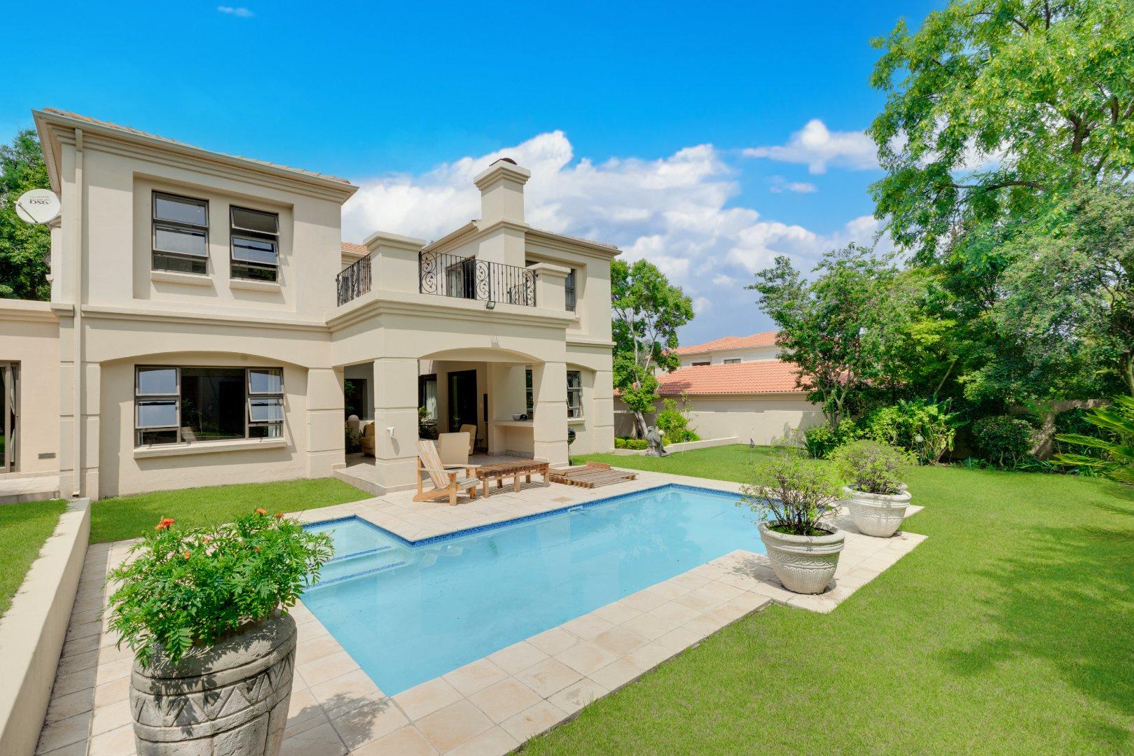 Bryanston East Property Townhouses for sale in Bryanston East