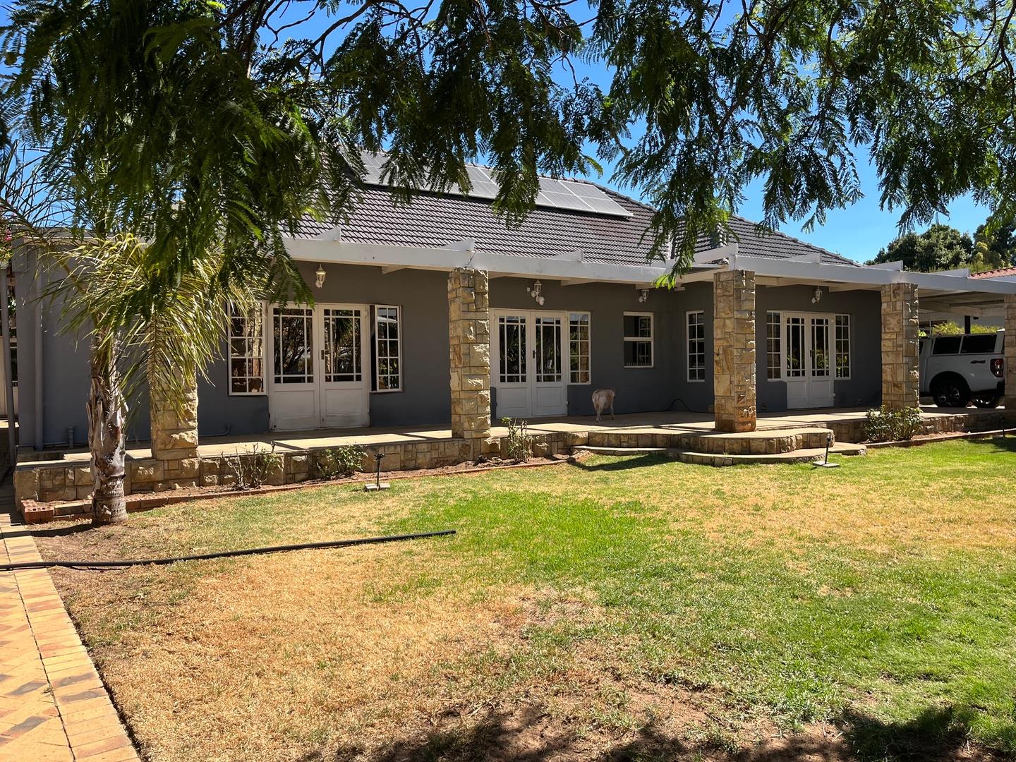 4 Bedroom House for sale in Darling P24113870221