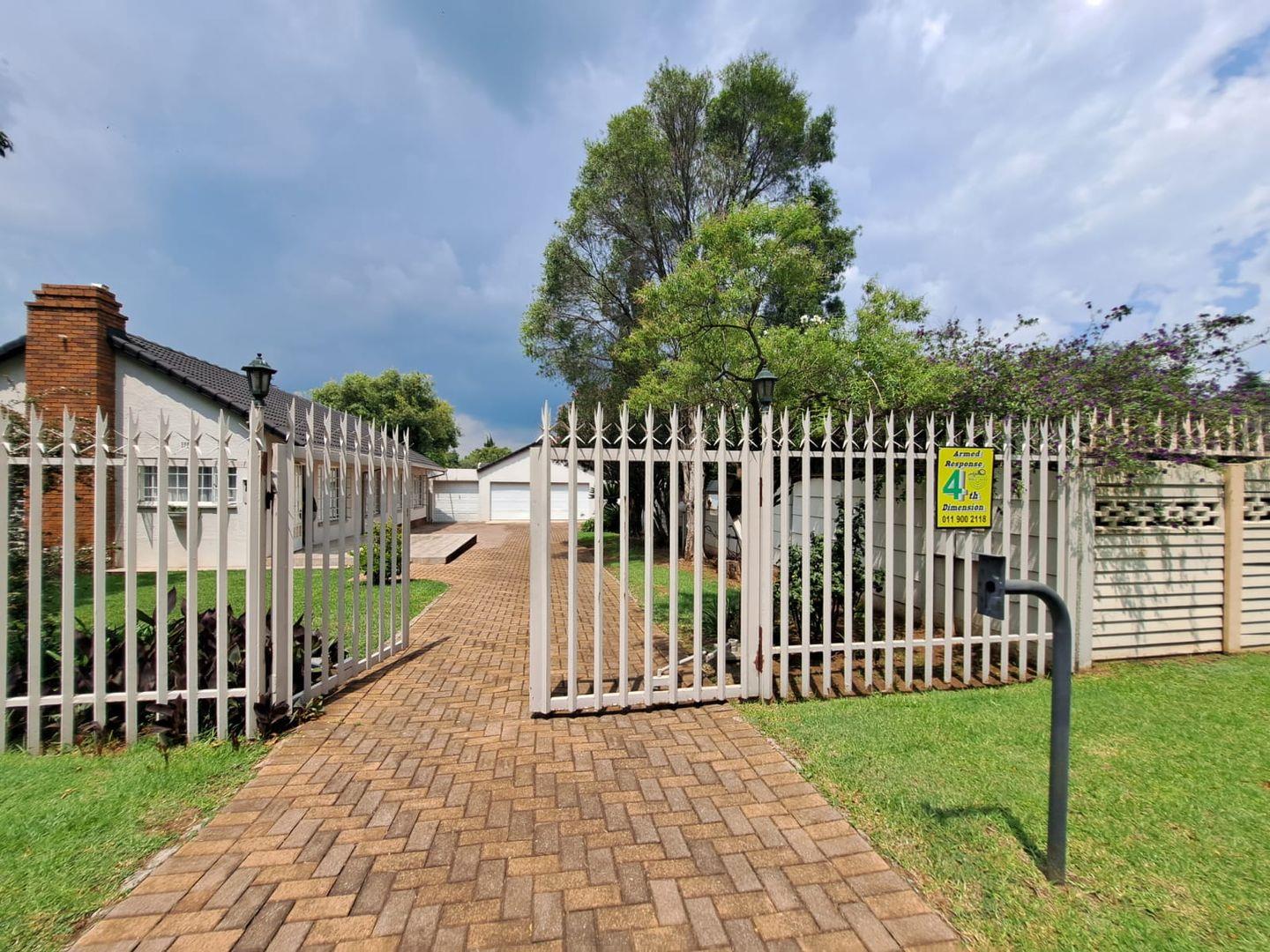 3 Bedroom House for sale in Brackendowns 128 Magalies St P24113873692