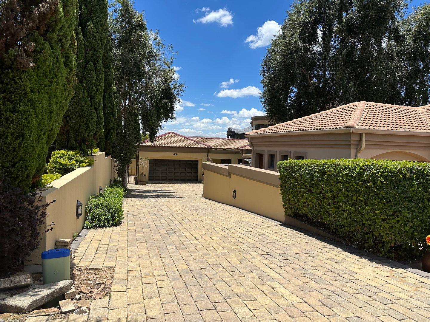 Blue Valley Golf Estate Property Property and houses for sale in Blue