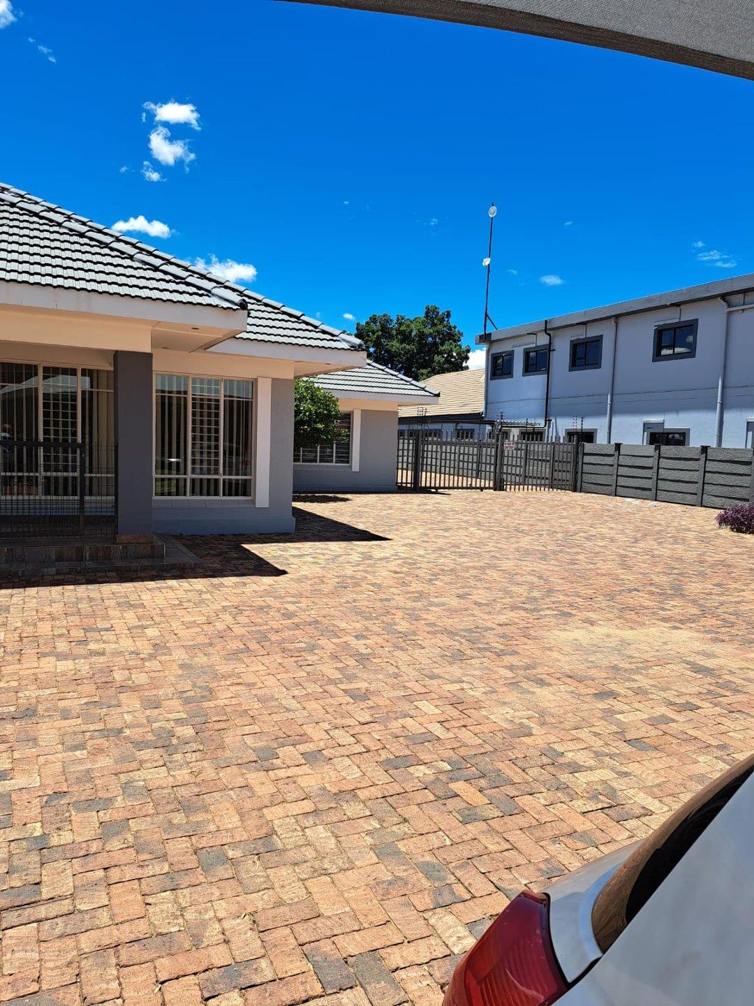 Commercial property for sale in Three Rivers P24113876777