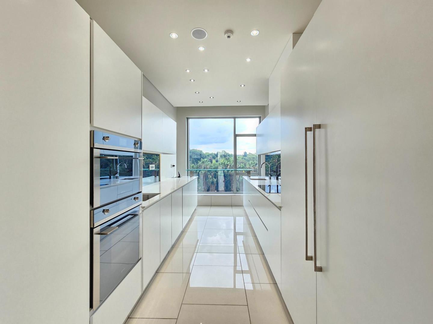 2 Bedroom Apartment / flat for sale in Sandhurst 175 Empire Place