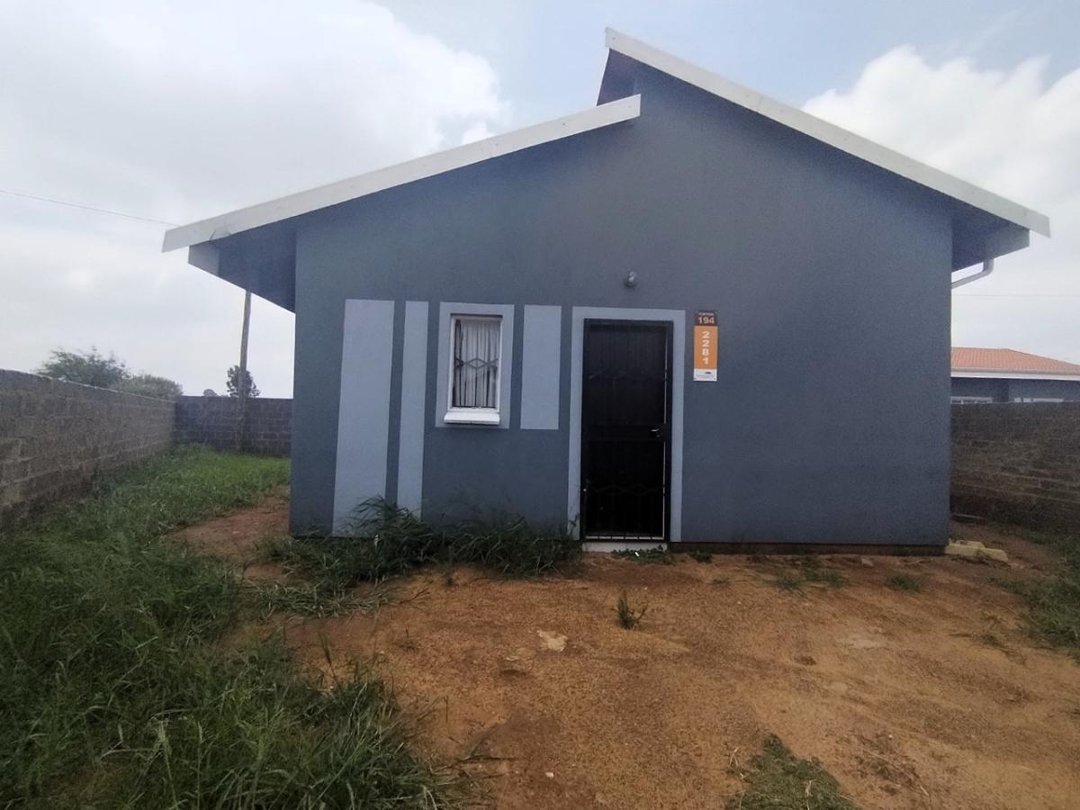 2 Bedroom House for sale in Savanna City 194 Curvula P24113877005