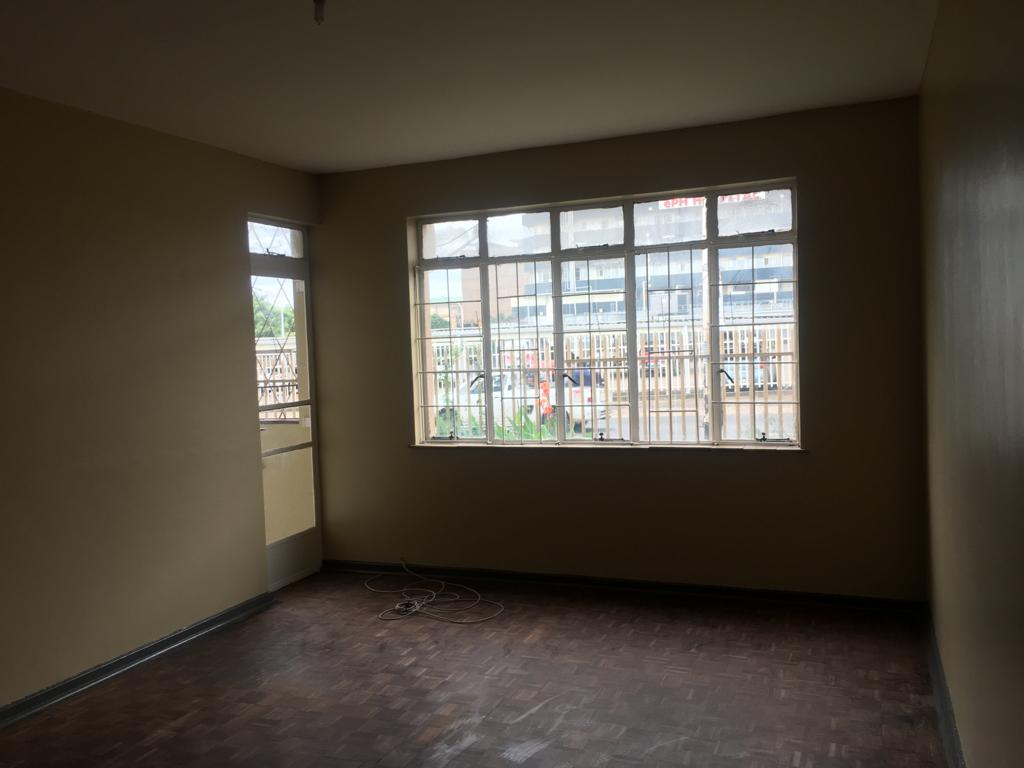 2 Bedroom Apartment / flat for sale in Witbank Central P24113710437