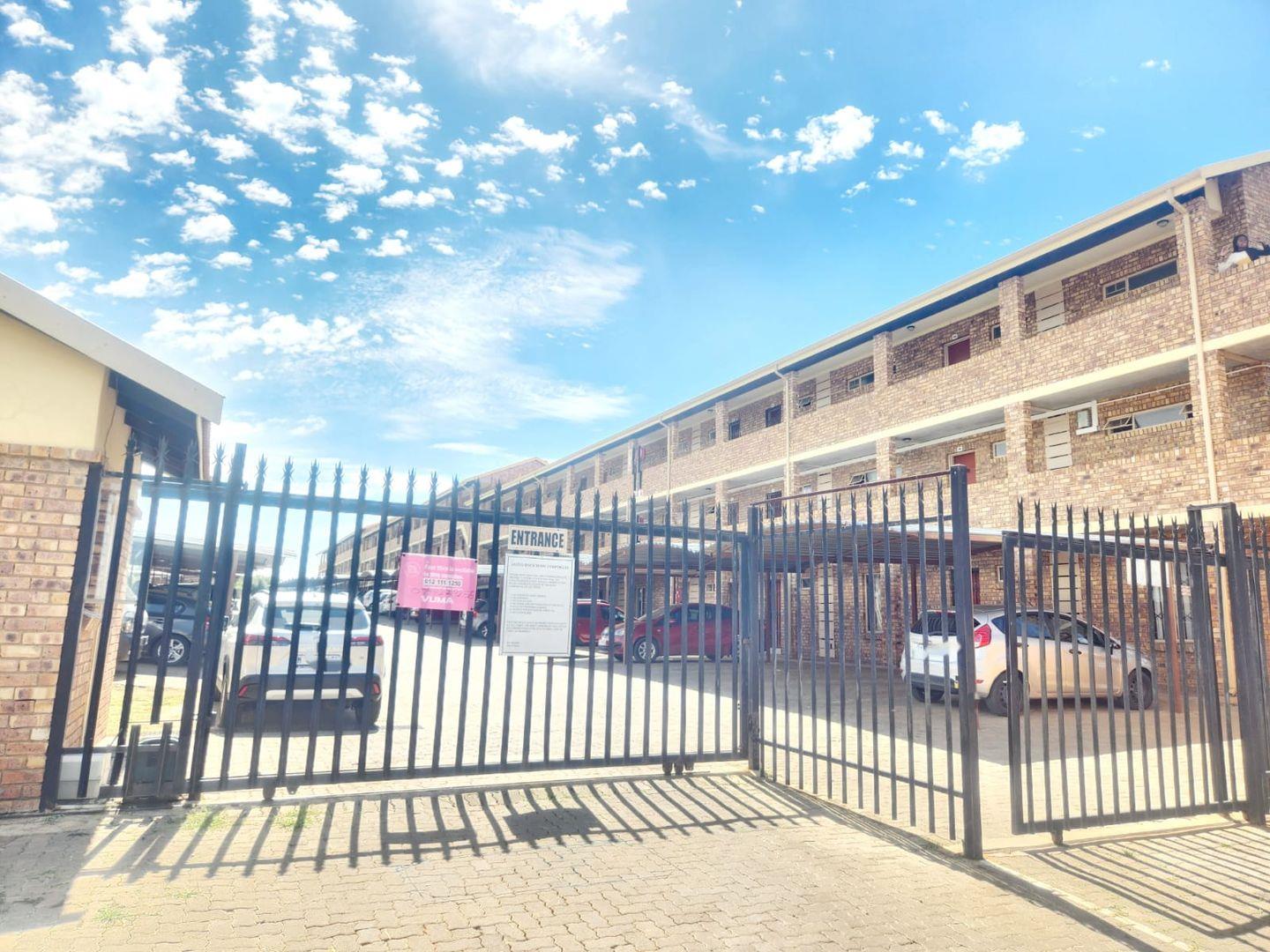 2 Bedroom Apartment / flat for sale in Lotus Gardens P24113877383