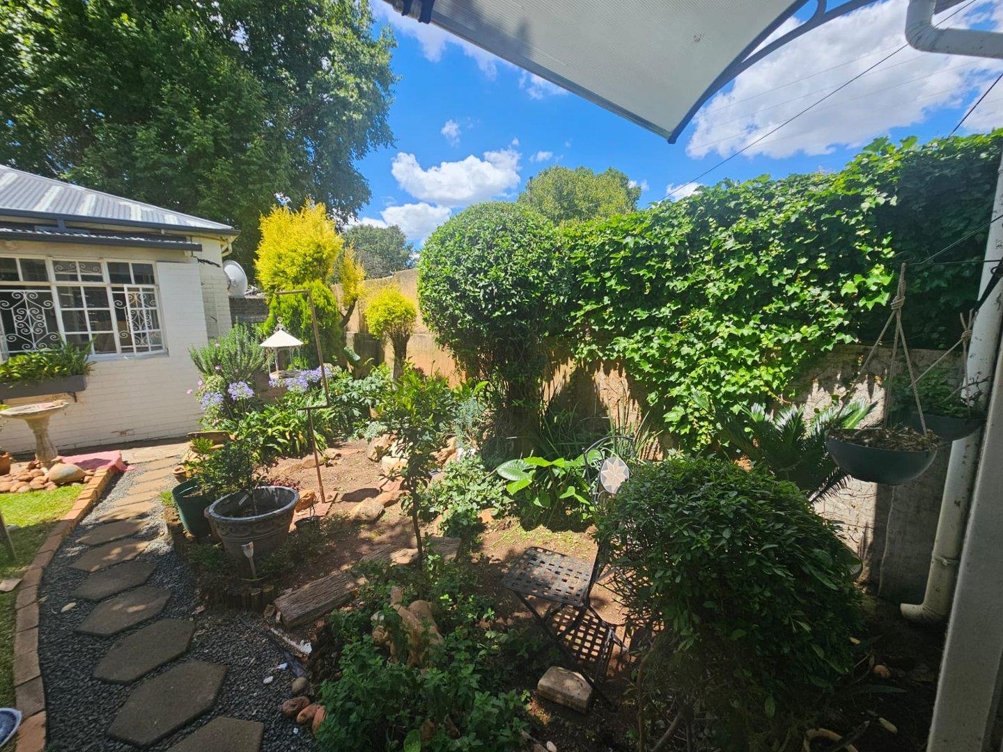 Westdene, Johannesburg Property Property and houses to rent in