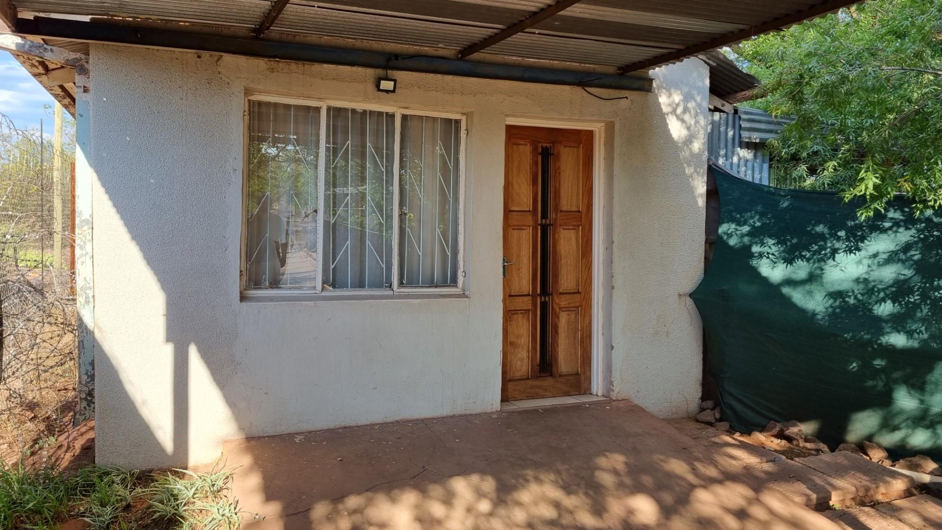 Apartments / flats to rent in Postmasburg Postmasburg Property