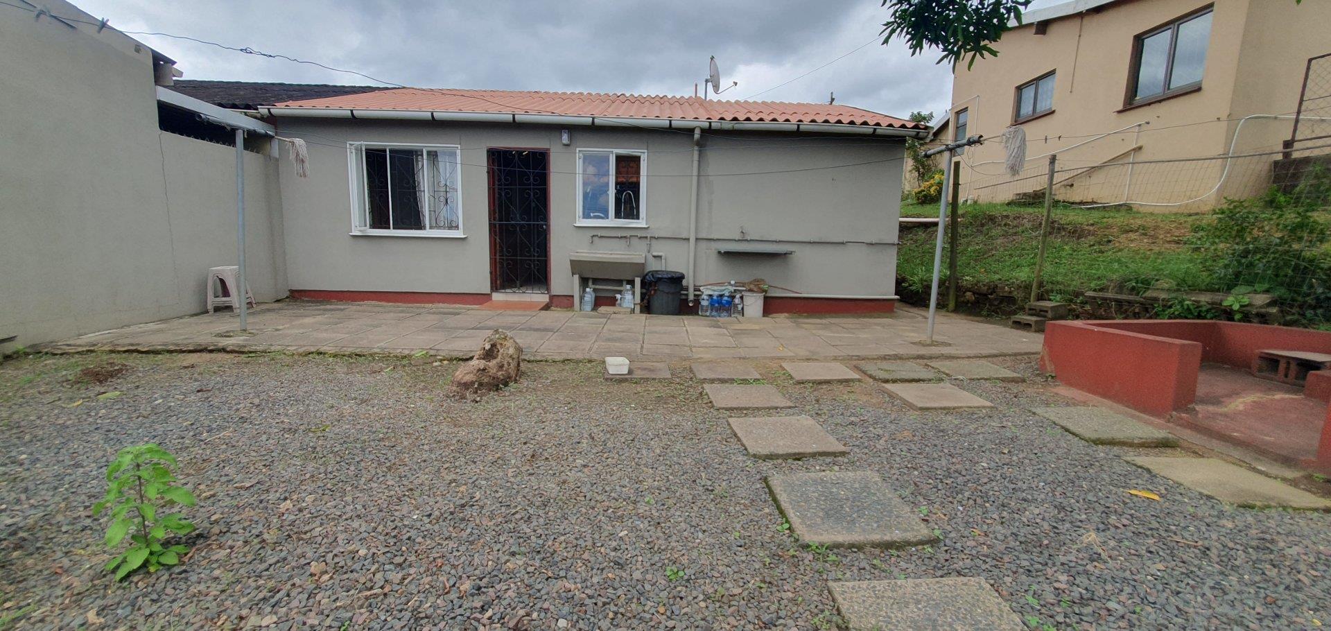 4 Bedroom House for sale in Trenance Manor P24113880004