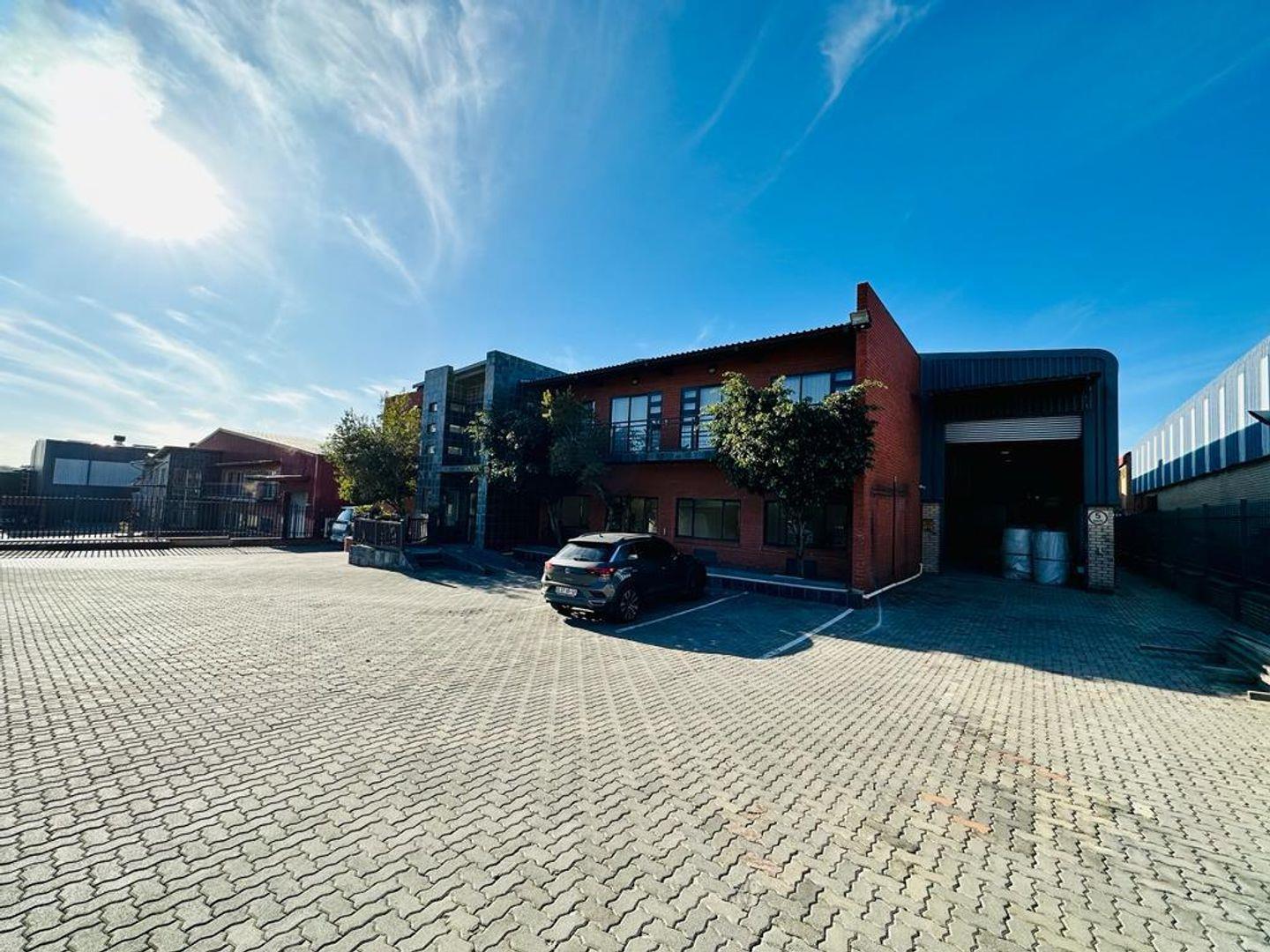 Industrial property to rent in North Riding 334 Northlands Business