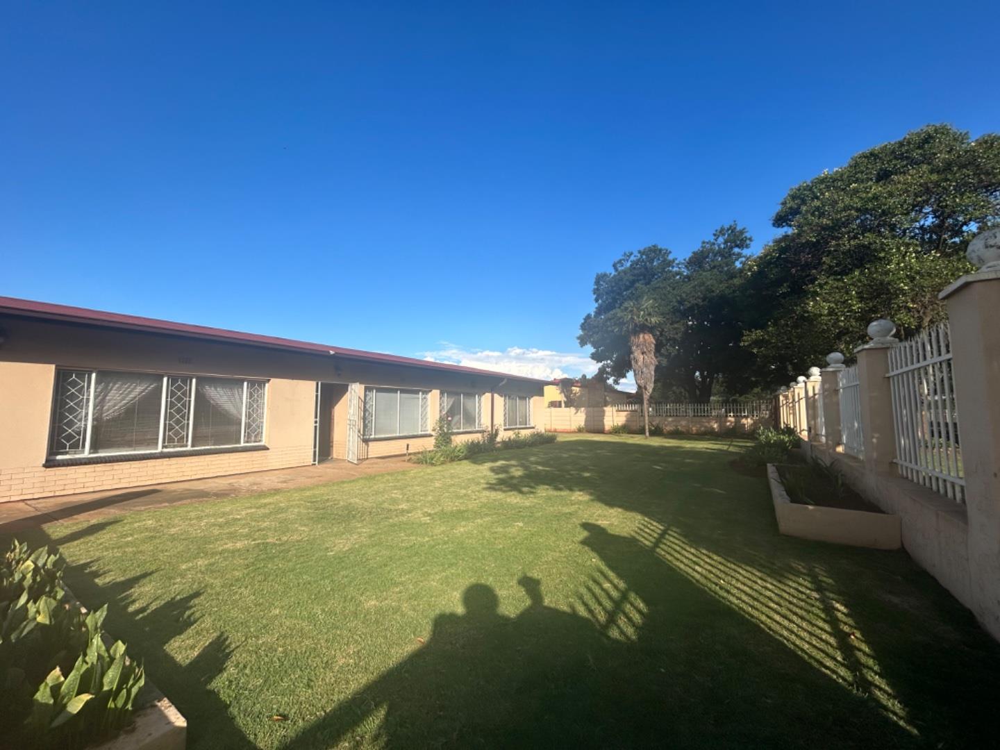 4 Bedroom House for sale in Meyerton Central P24113881275