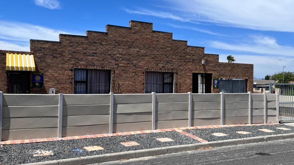 Windermere, Cape Town Property Property and houses for sale in