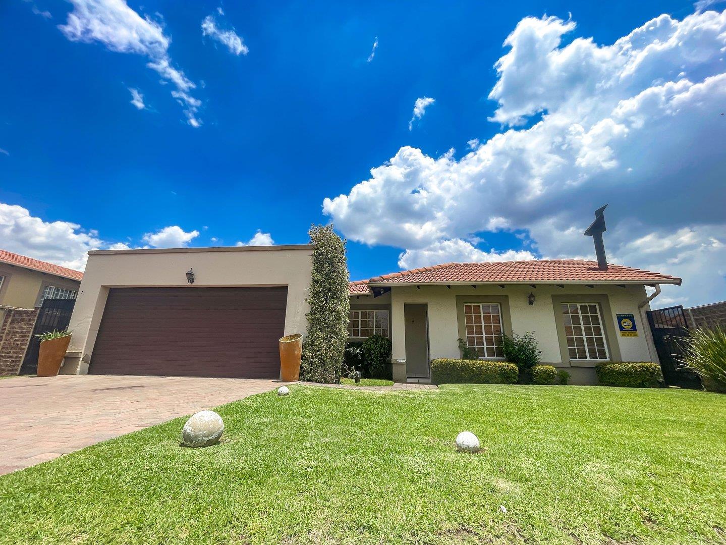 3 Bedroom House for sale in Eveleigh P24113883249