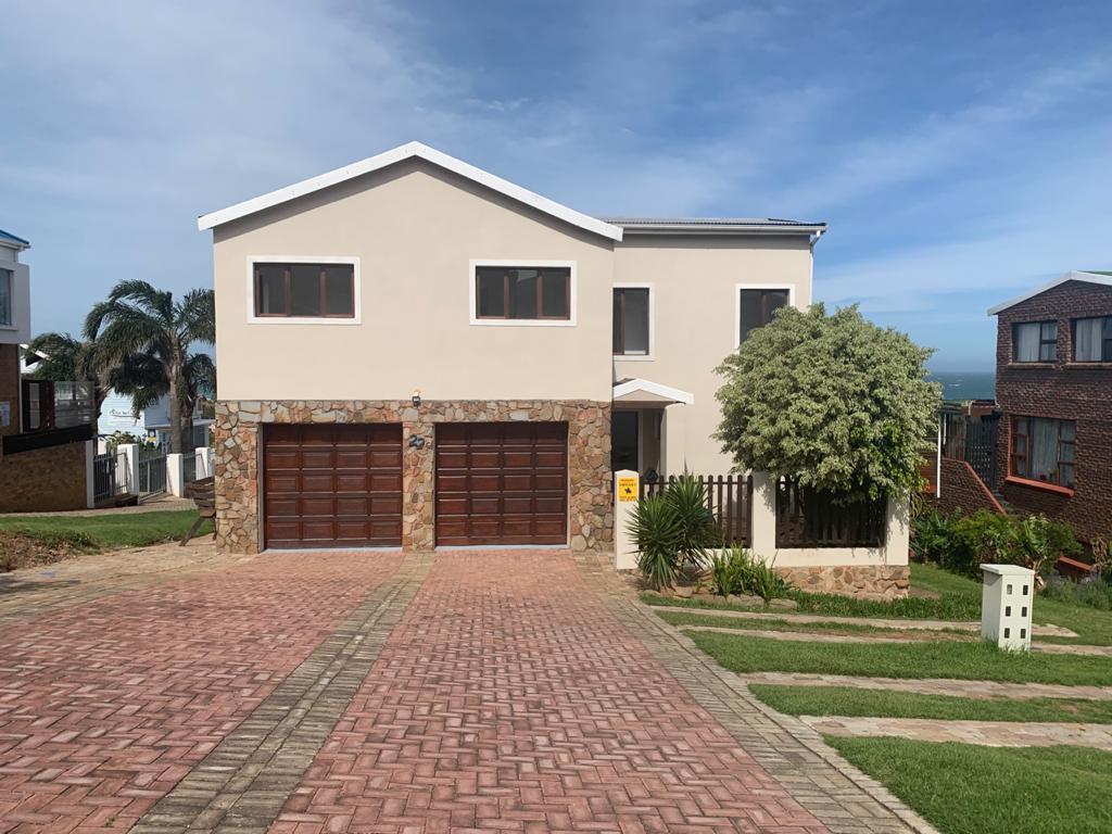 4 Bedroom House for sale in Wavecrest P24113883813