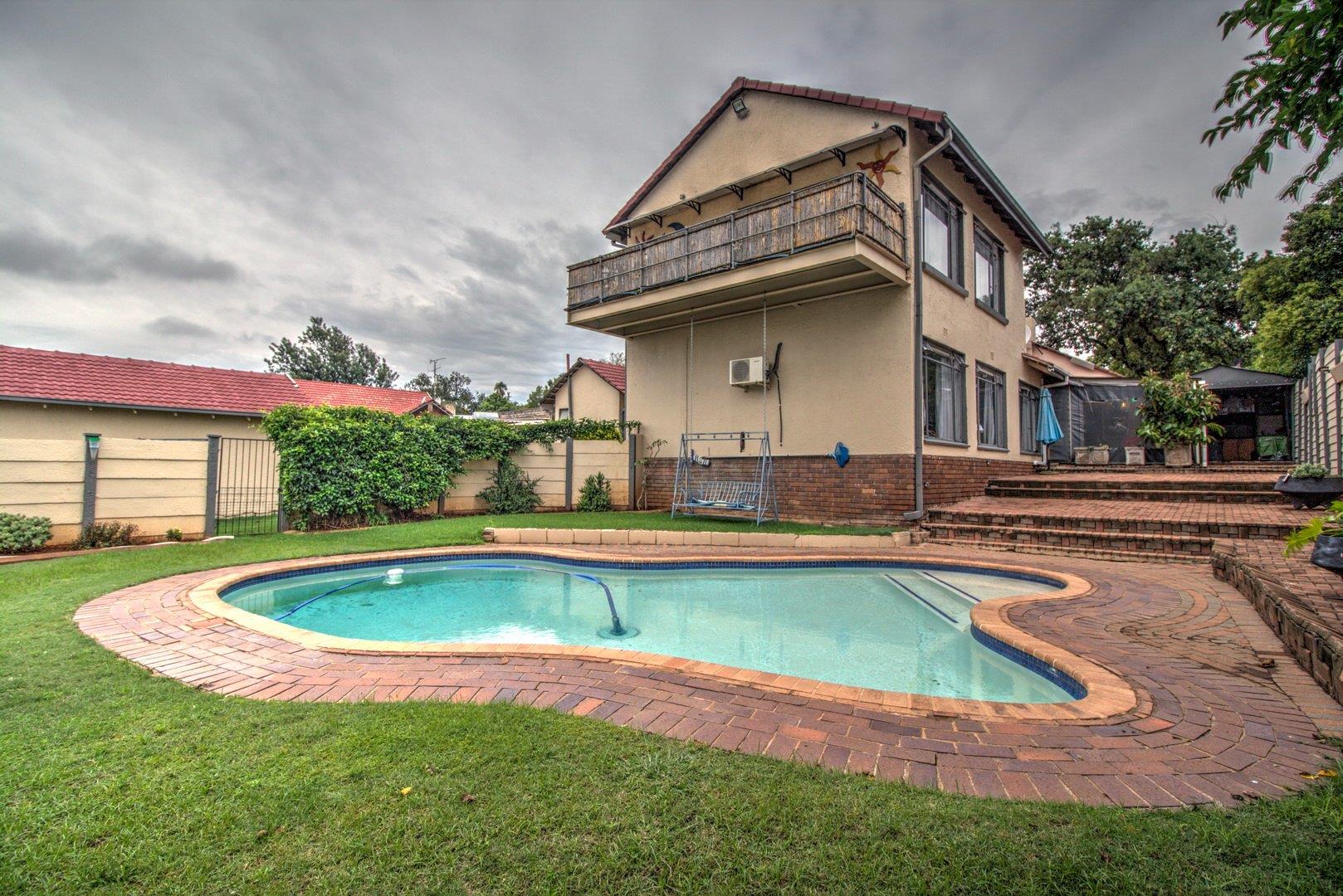 3 Bedroom House for sale in Birch Acres 61 Meeu Road P24113884360