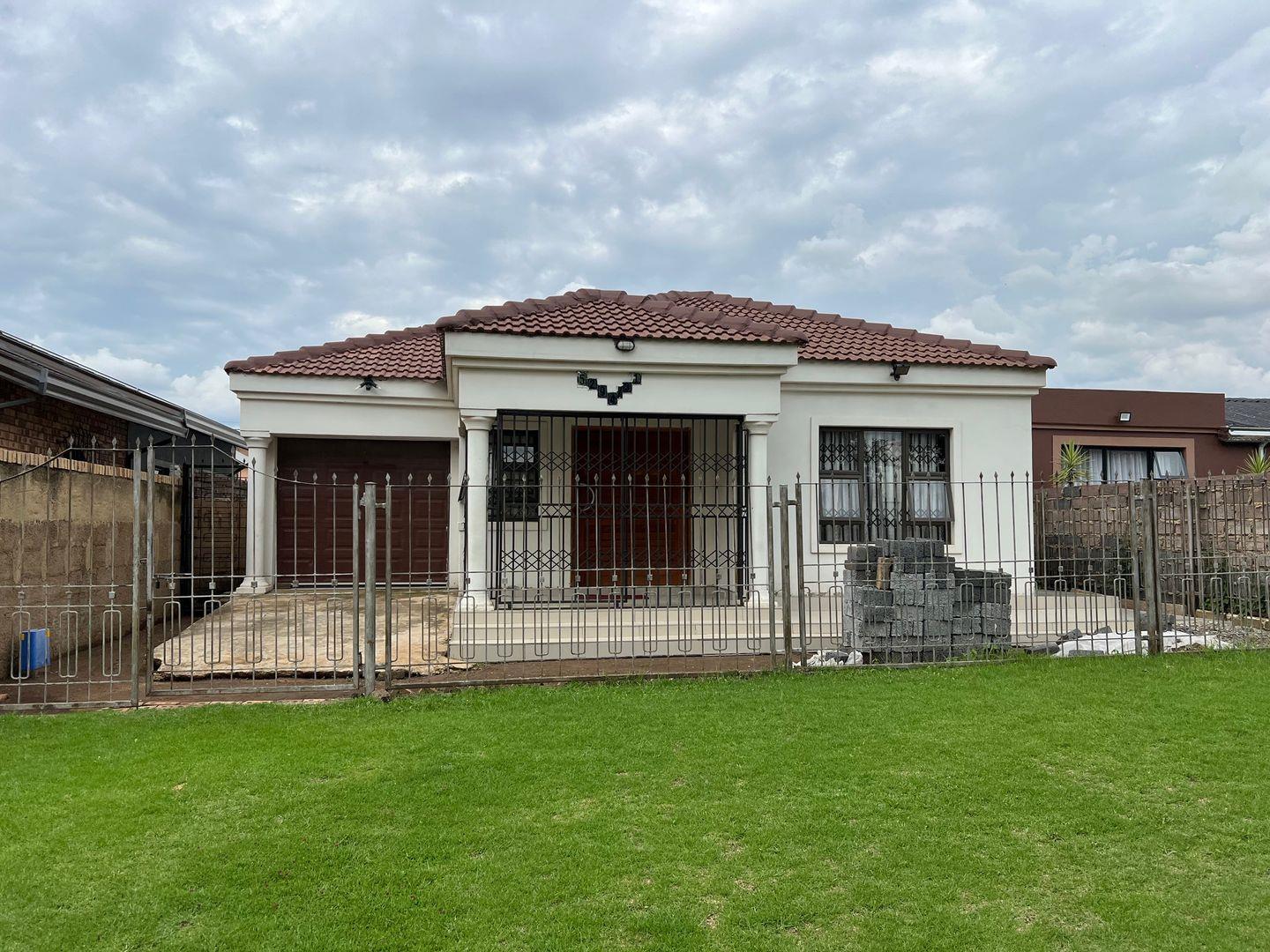 Pimville Zone 5 Property Property and houses to rent in Pimville Zone 5