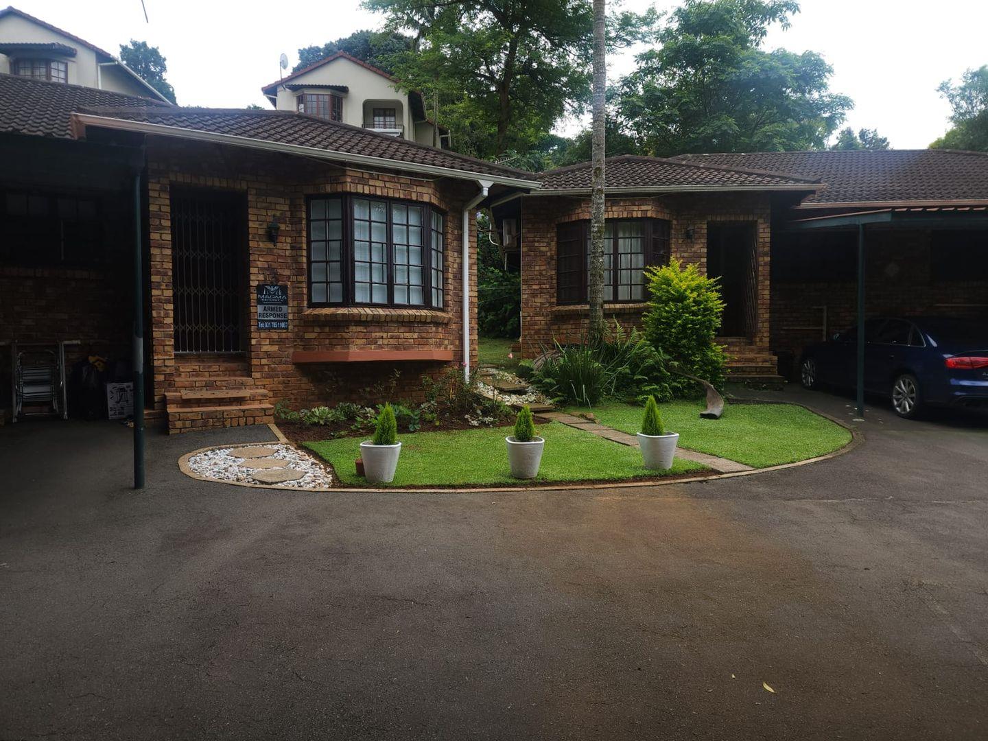 2 Bedroom Townhouse for sale in Chase Valley P24113884972