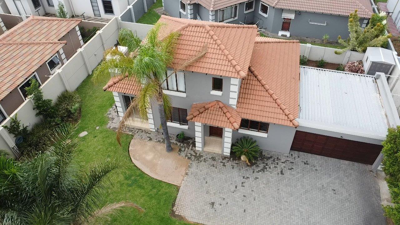 Arundo Estate Property Houses for sale in Arundo Estate