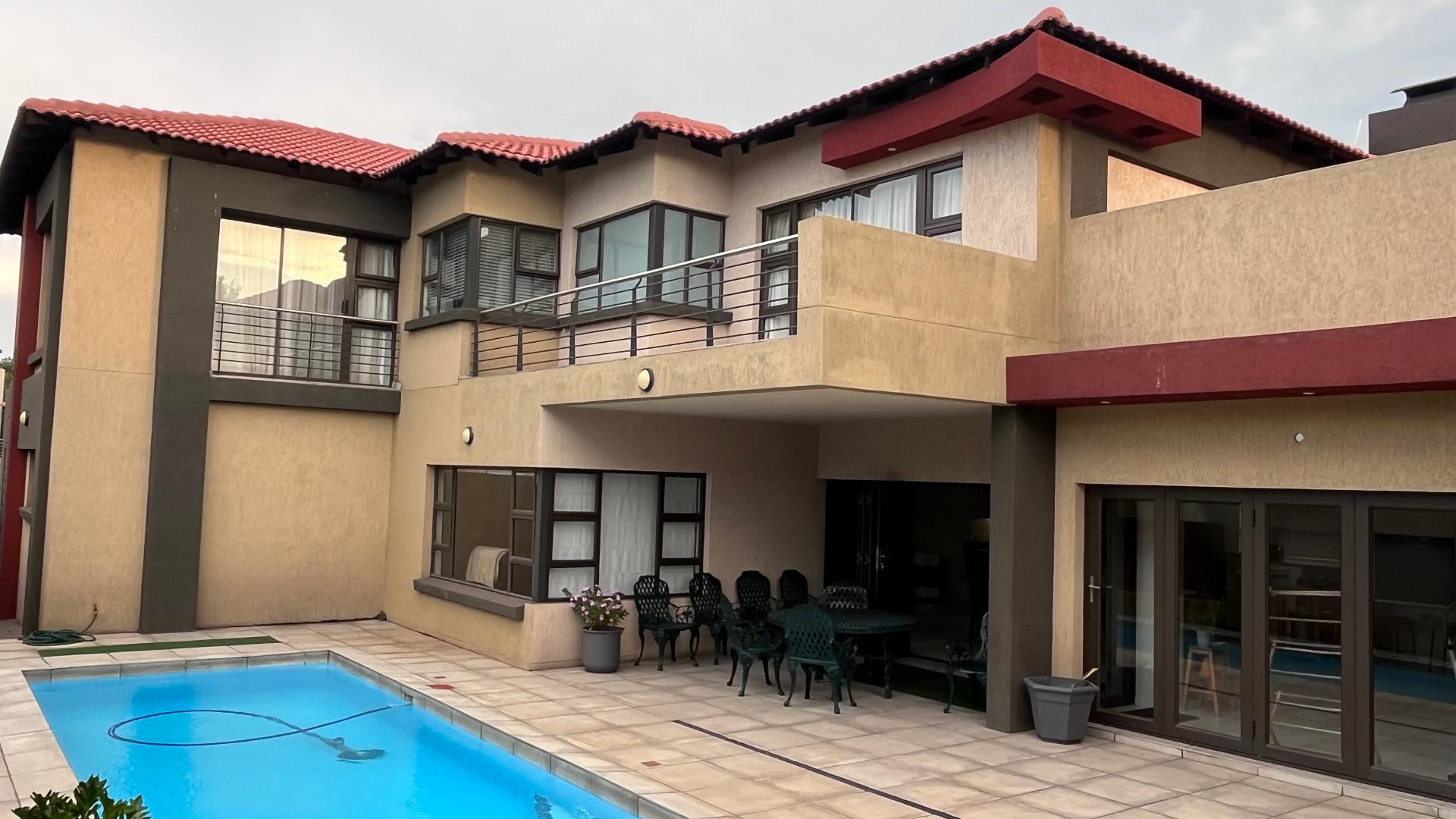 3 Bedroom House for sale in Emfuleni Golf Estate P24113885564