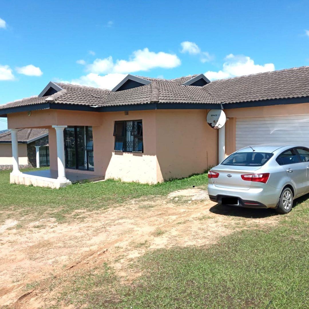 3 Bedroom House for sale in Emachobeni P24113886627