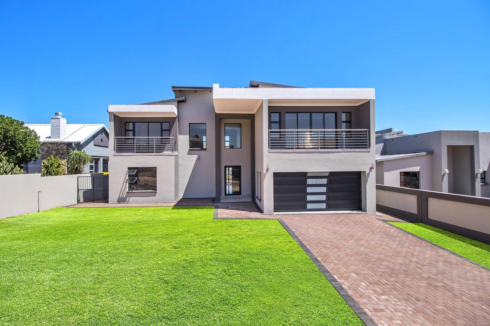 4 Bedroom House for sale in Pebble Rock Golf Village P24113886631