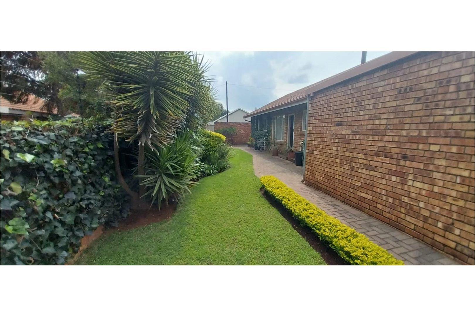 Lyttelton Manor Property Property and houses for sale in Lyttelton