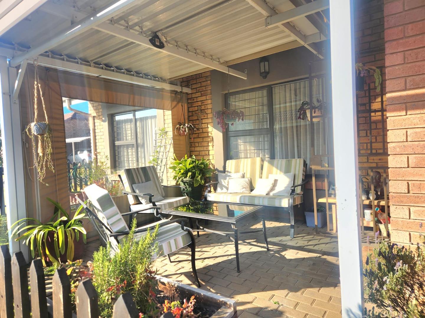 2 Bedroom Townhouse for sale in Brentwood Park P24113887470