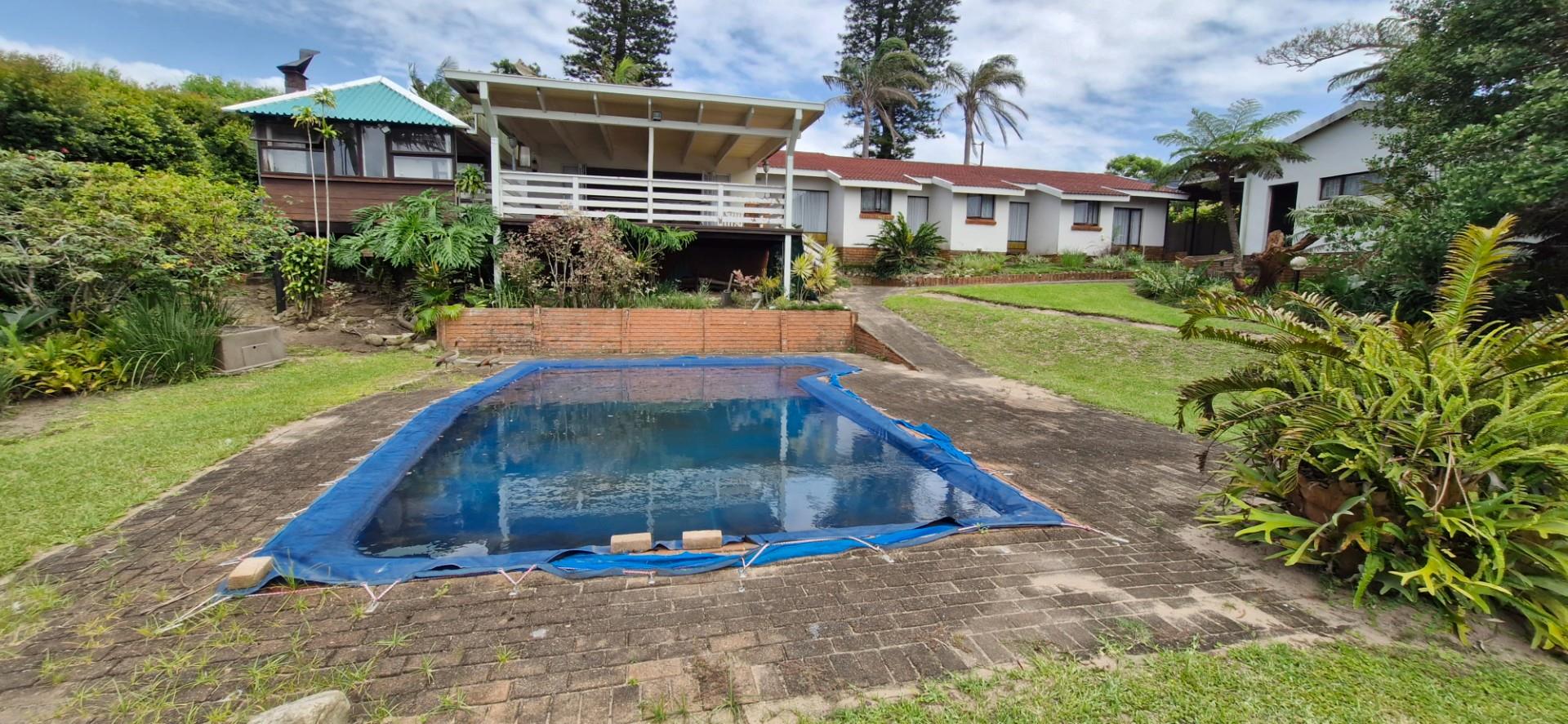 5 Bedroom House for sale in Port Edward P24113887542