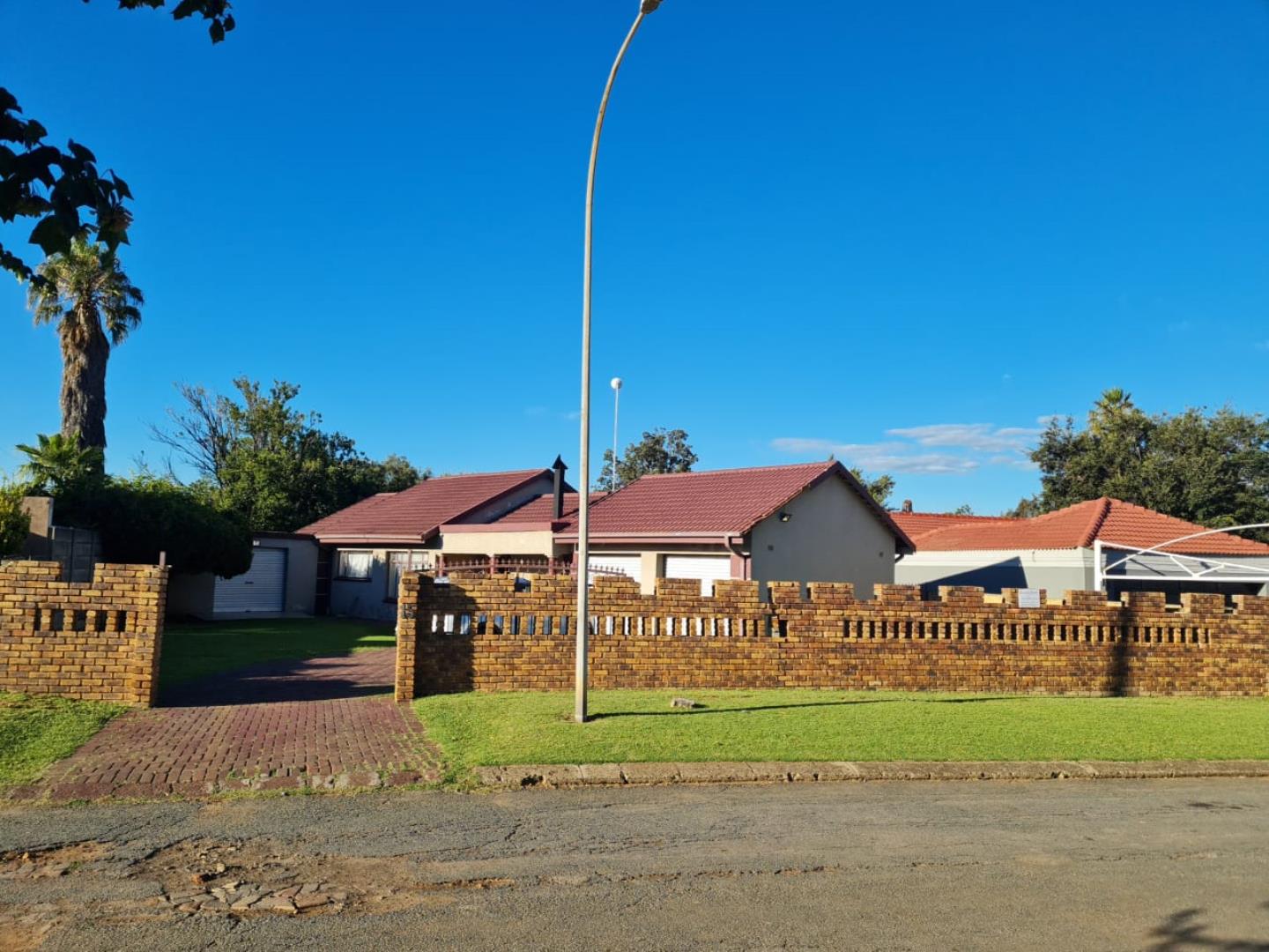 3 Bedroom House for sale in Unitas Park P24113887965