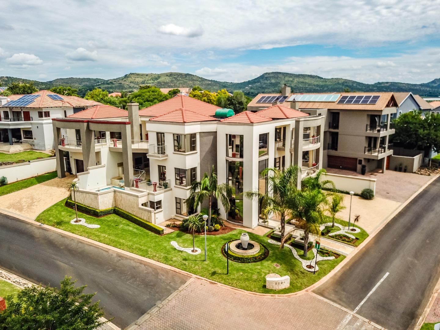 4 Bedroom House for sale in Xanadu Eco Park 110 Sweet Thorn P24113888021