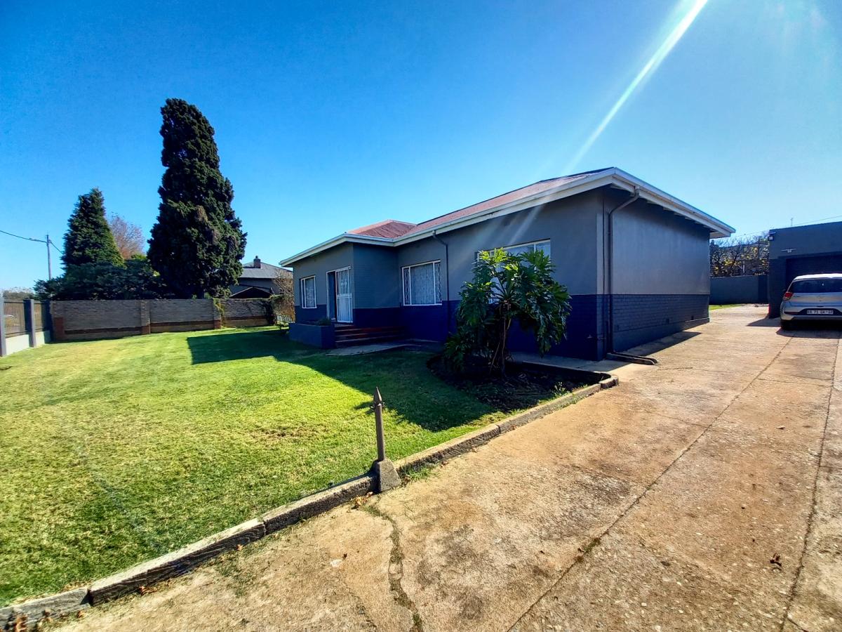 3 Bedroom House for sale in Airfield P24113890199