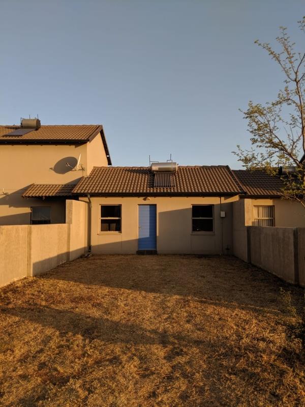 2 Bedroom Townhouse for sale in Sharon Park P24113890926