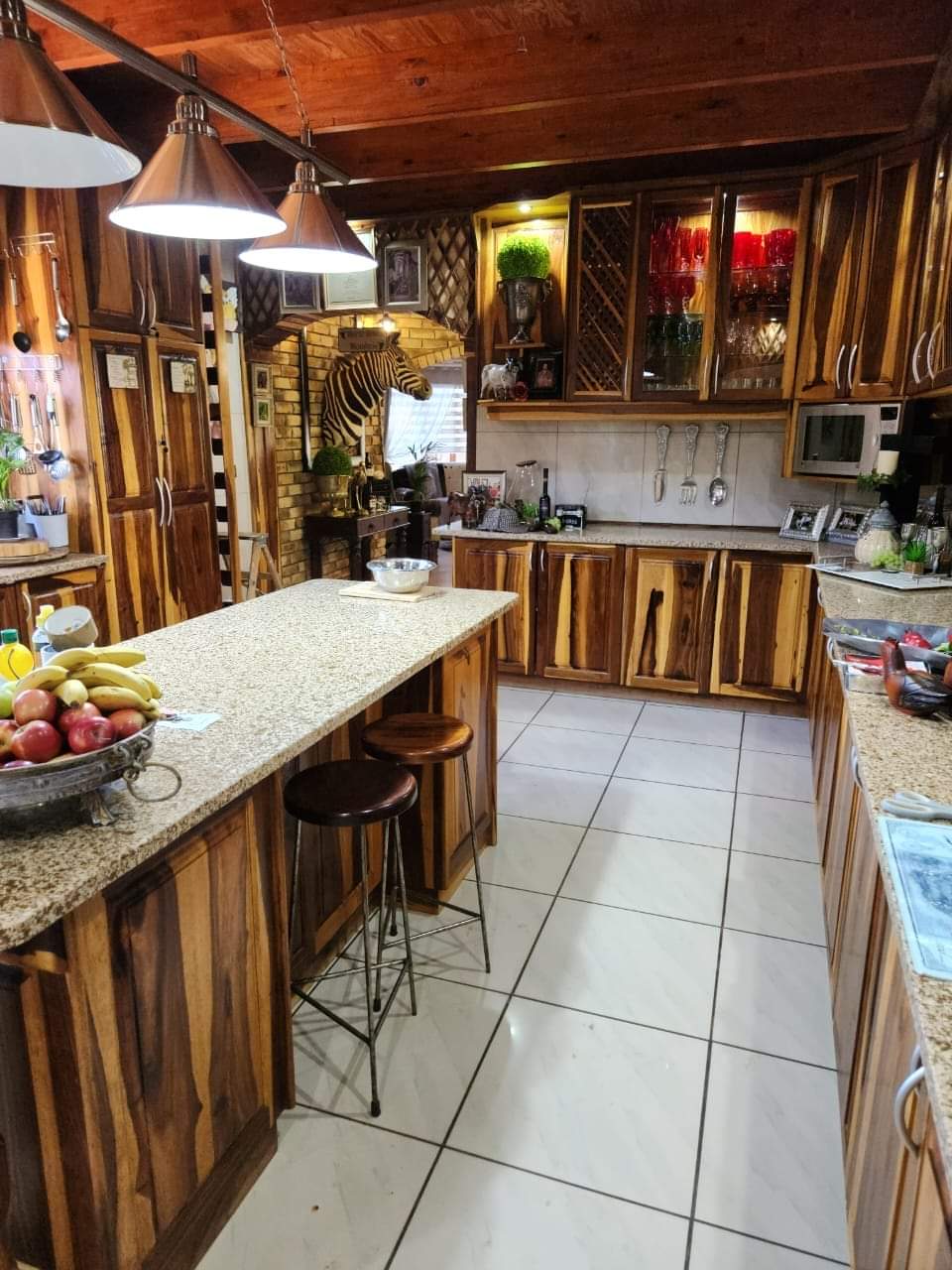 3 Bedroom House for sale in Schweizer Reneke P24113891284