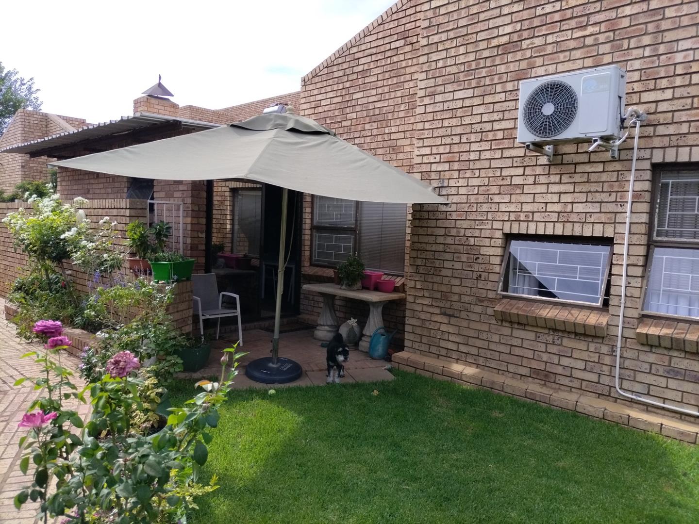 Townhouses for sale in Vryburg Vryburg Property