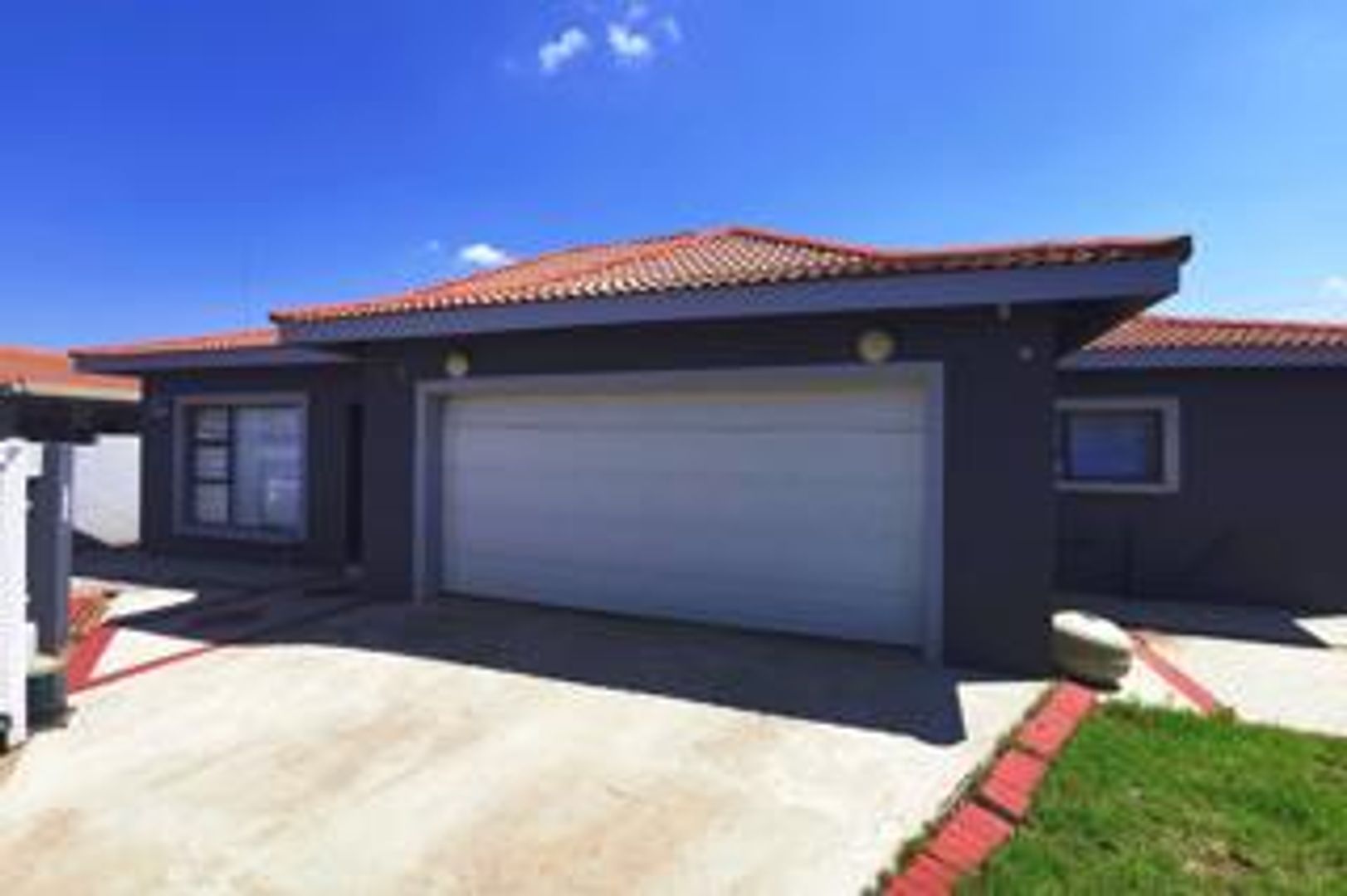 4 Bedroom House for sale in Hadison Park P24113316751