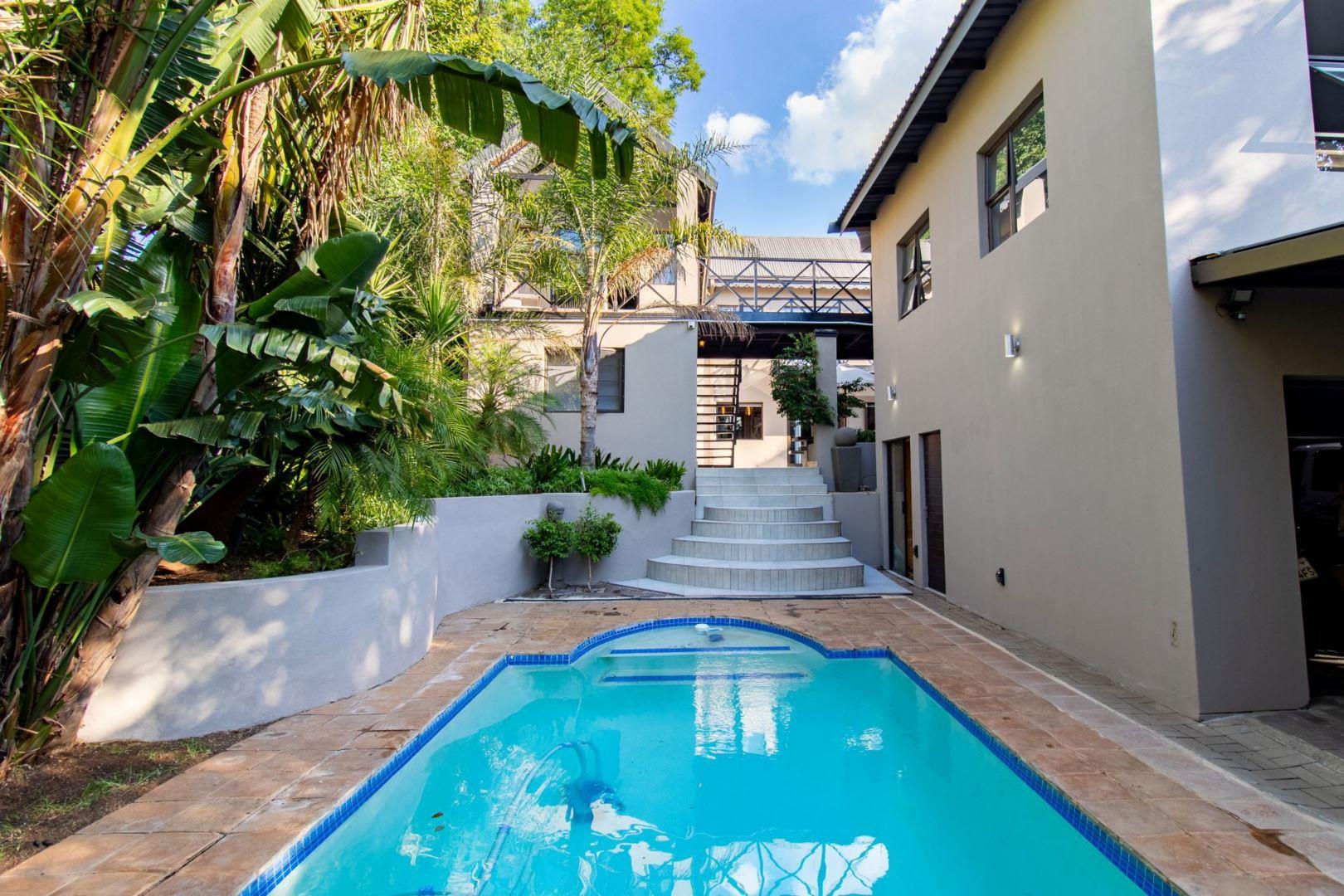 3 Bedroom House for sale in Waverley P24113893241