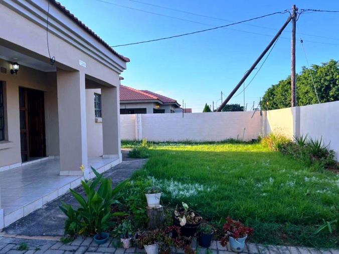 2 Bedroom House for Sale in Phakalane