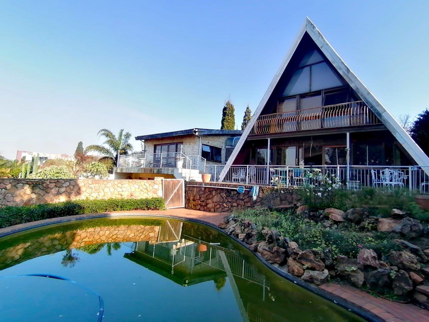 Northcliff, Randburg Property Houses for sale in Northcliff, Randburg