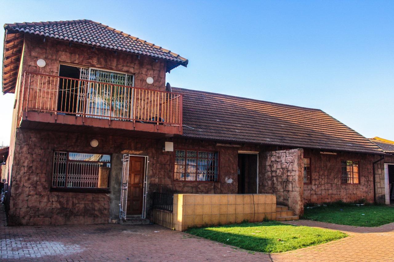 Rhodesfield Property Houses for sale in Rhodesfield