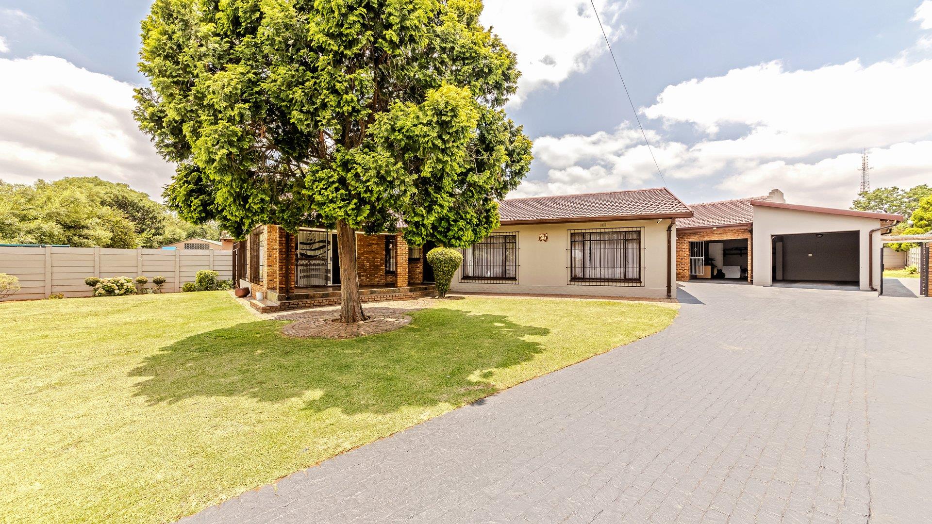 Horison Park Property Houses for sale in Horison Park