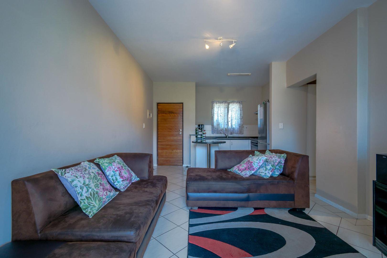 2 Bedroom Apartment / flat for sale in Sheffield Manor P24113898761