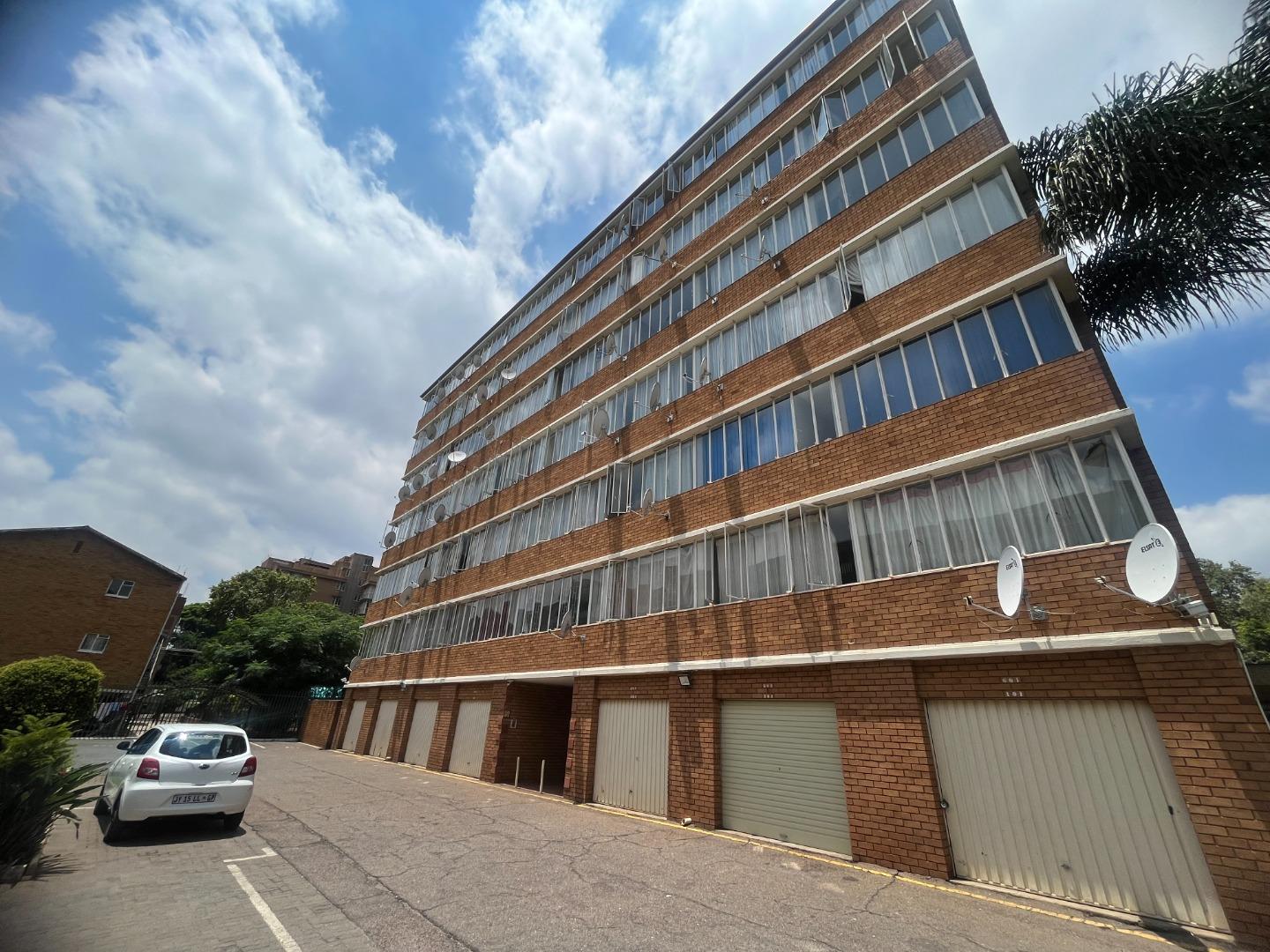 3 Bedroom Apartment / flat for sale in Sunnyside P24113899211