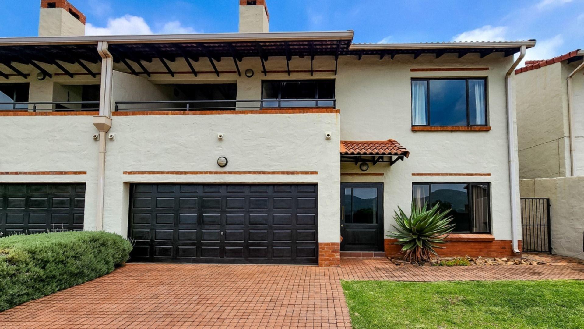 4 Bedroom Townhouse for sale in Xanadu 625 Wild Olive Street P24