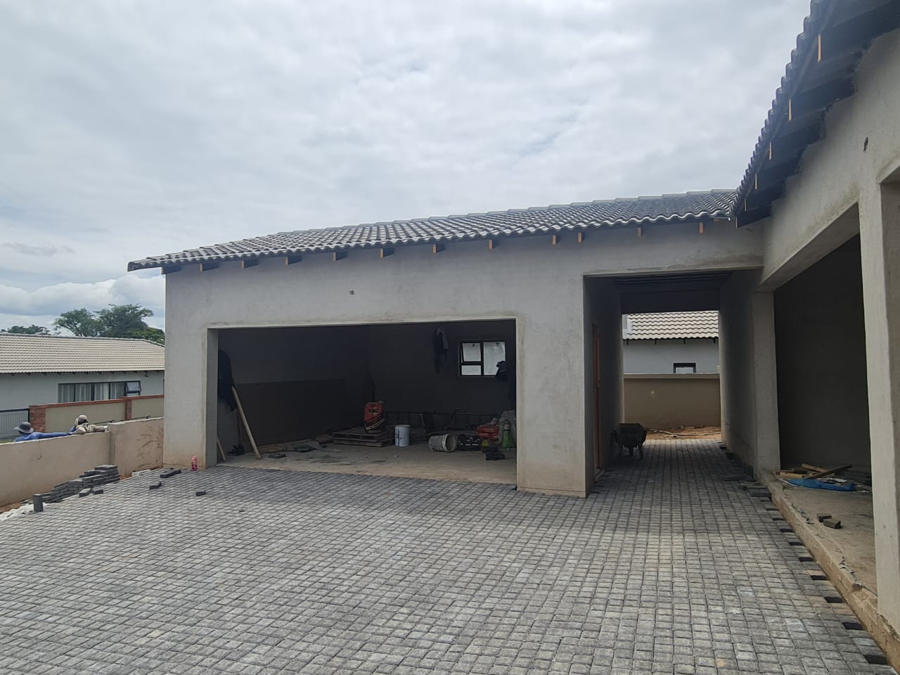 3 Bedroom House for sale in Stonehenge Ext 1 P24113900033