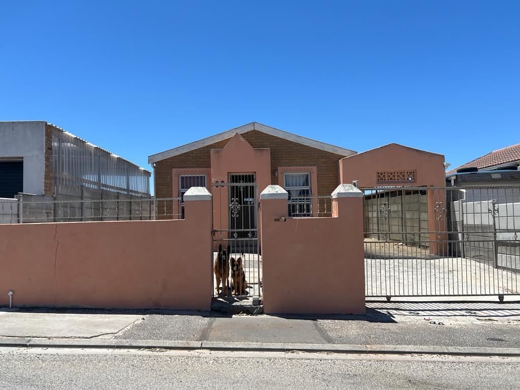Strandfontein, Mitchells Plain Property Property and houses for sale