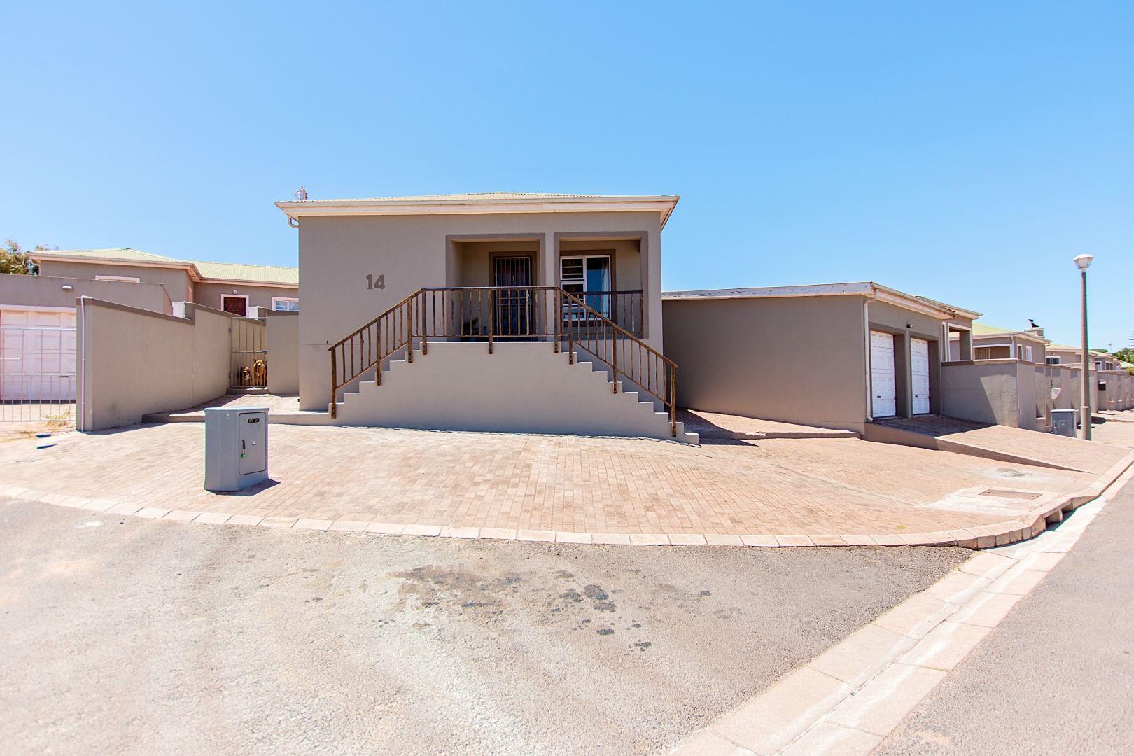 3 Bedroom House for sale in Vredenburg Weskus Villas, 14 De Ruyter