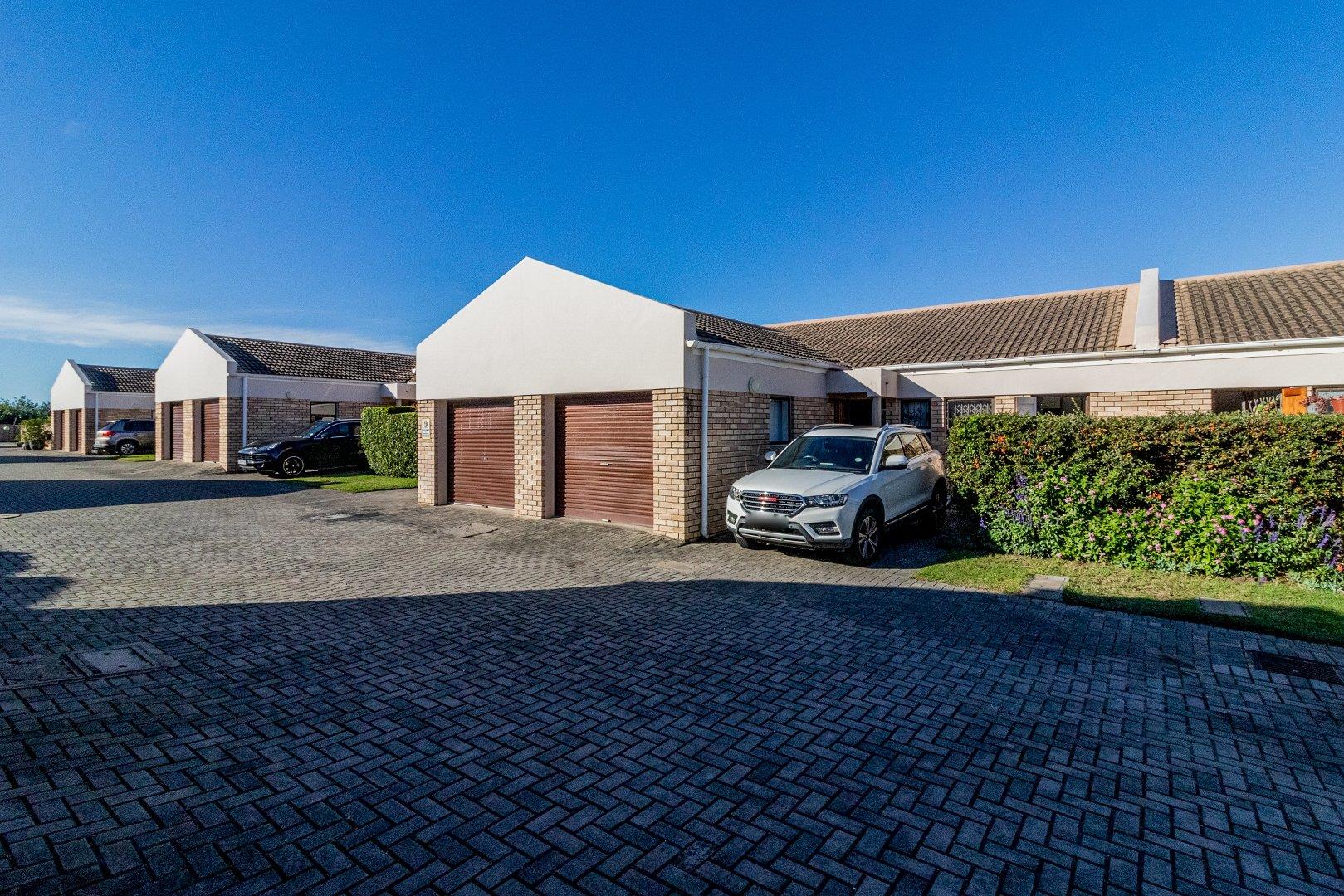 Nahoon Property Property and houses for sale in Nahoon