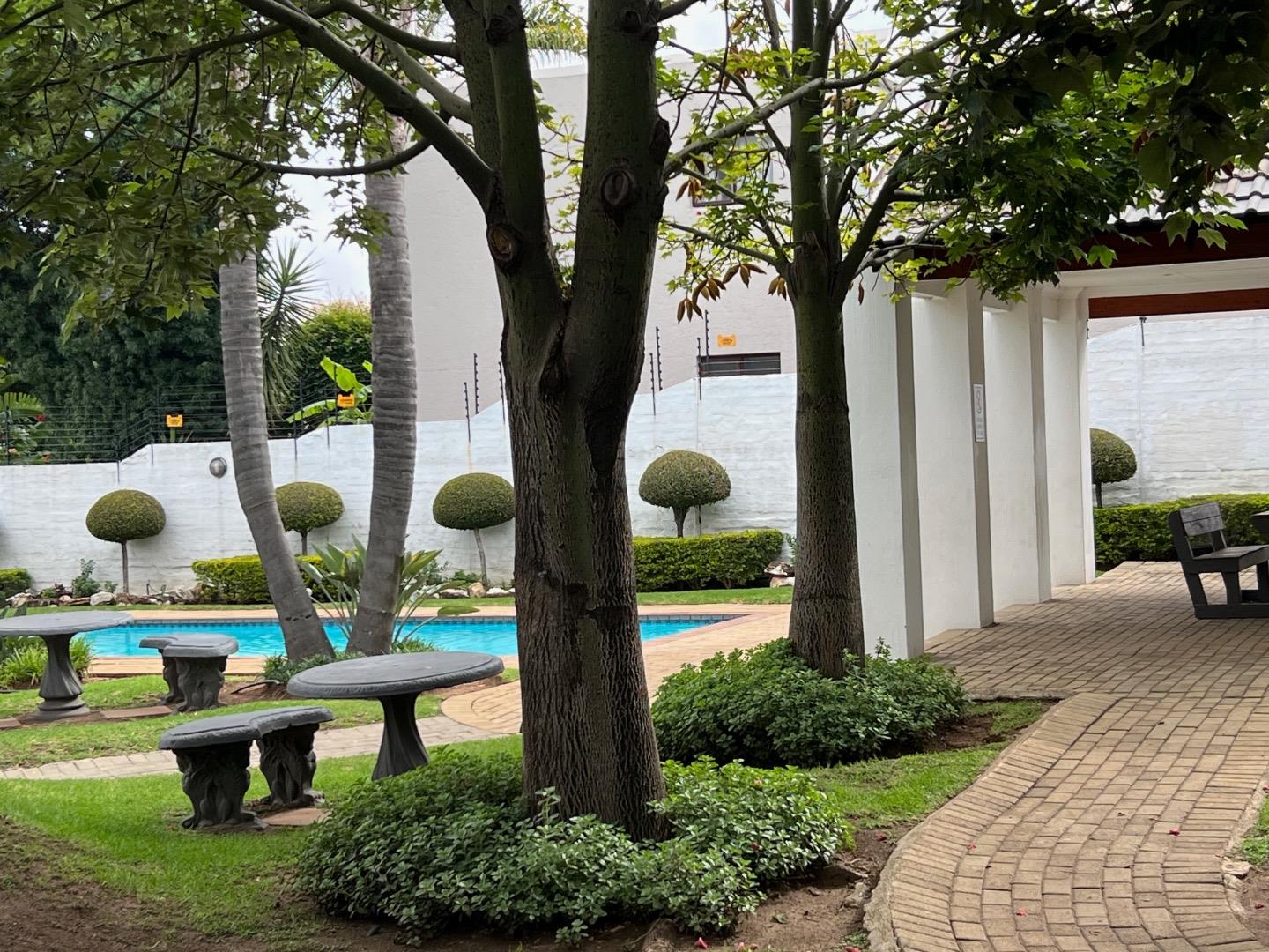 2 Bedroom Apartment / flat for sale in Dowerglen 74 Oude Kaap, 62 Elm Street P24113903021